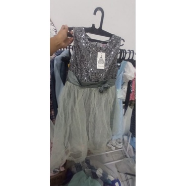 Pl anak gaun pesta glamour