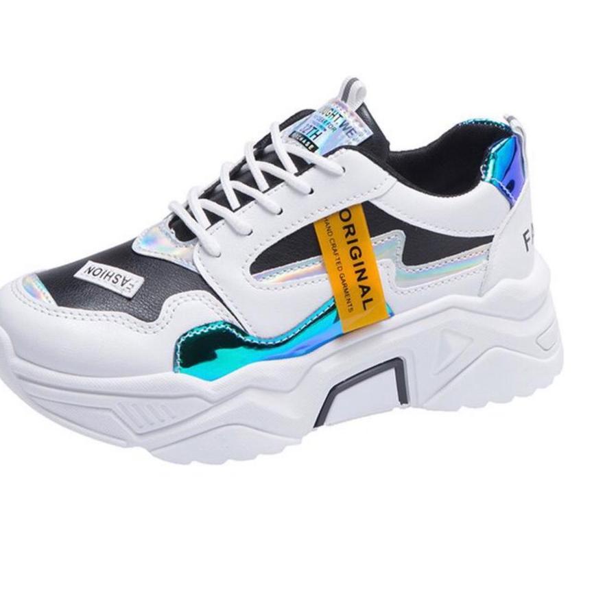 SNEAKERS WANITA IMPORT / SEPATU OLAHRAGA WANITA ORIGINAL / SEPATU OLAHRAGA WANITA ,.