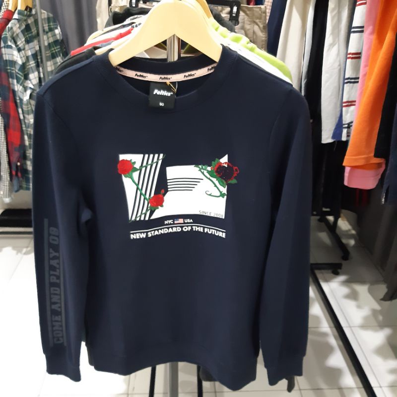 Crewneck Feltic dan black sugar