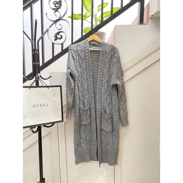 Preloved Long cardi Cabel kepang Rajut tebal