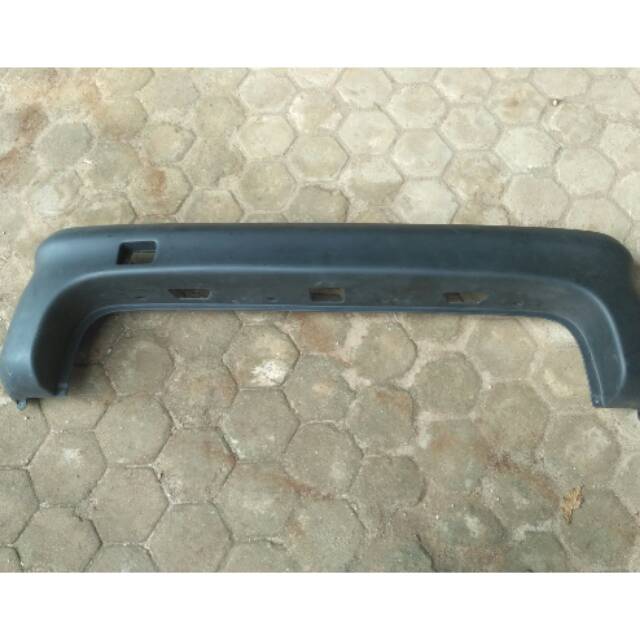 Bumper belakang Daihatsu Espass