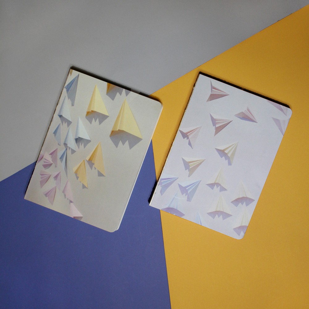 

NOTEBOOK A5 - 224 DOTTED AND PLAIN PAGE - Yellow Planes