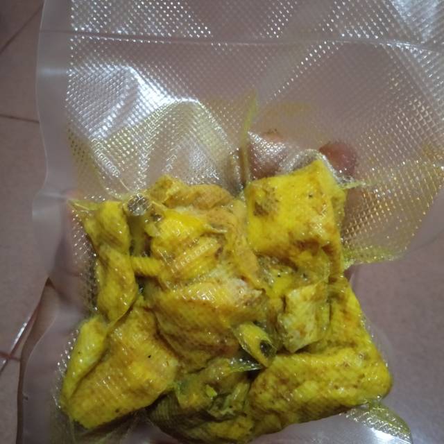 

Ayam ungkep Frozen dhizigar