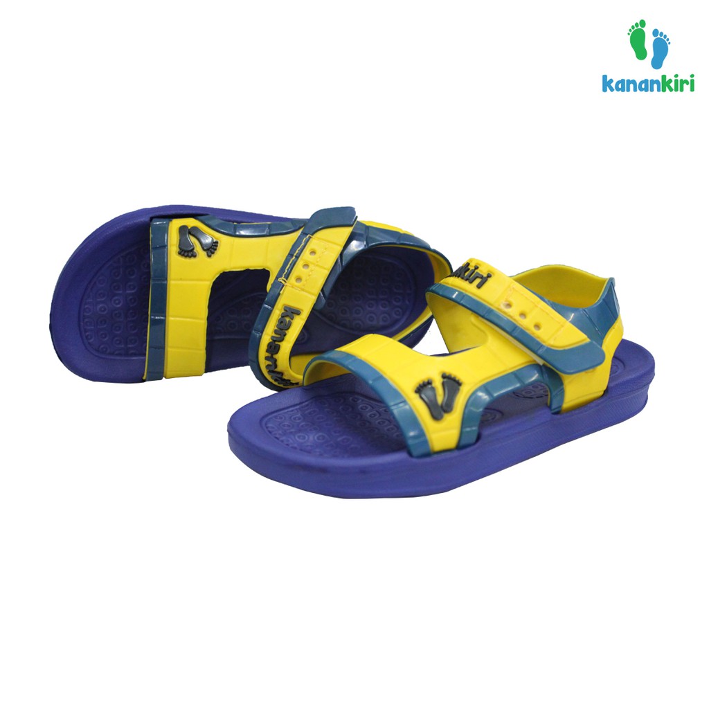 Kanan Kiri Sandal Sepatu Anak Laki Laki umur 2 5 tahun Kanan Kiri Sandal Sepatu Anak Laki Laki umur 2 5 tahun