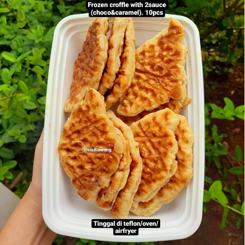 

CROFFLE FROZEN 10BIJI + 2 SAOS COCOL caramel dan choco