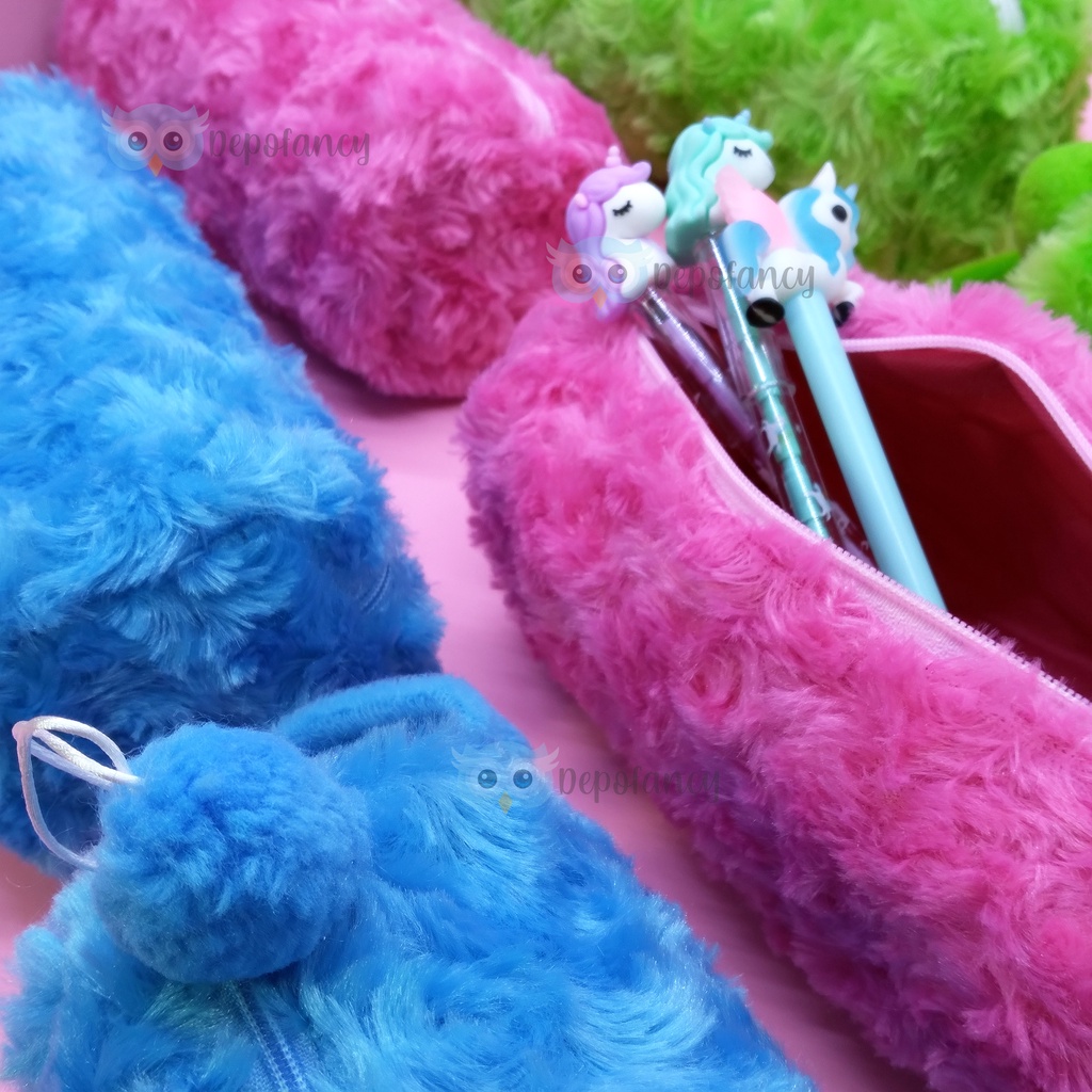 

Kotak Pensil 1 Resleting Bulu RBW112020 / Tempat Pensil / Tepak / Pencil Case / Boks Pensil / Box Pen