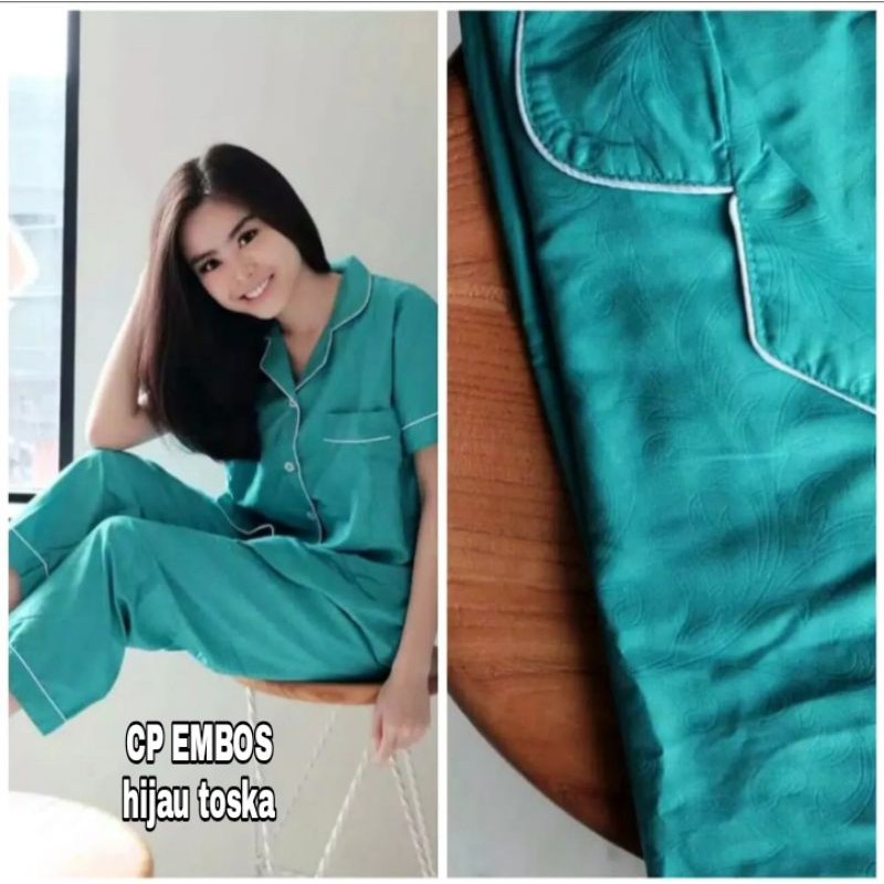 PIYAMA DEWASA CP LENGAN PENDEK SATIN EMBOS