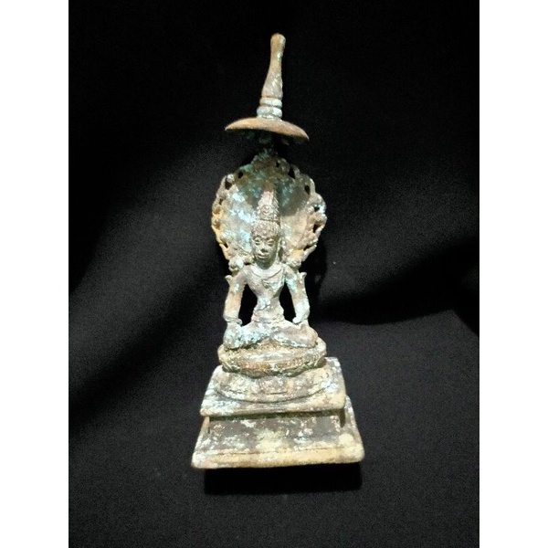 patung perunggu kuno 017