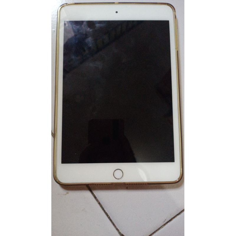 IPAD 5 MINI 64 GB DIJUAL CEPAT TANPA NEGO PEMAKAIAN BELOM 1 TAHUN,BARANG MULUS,LENGKAP 