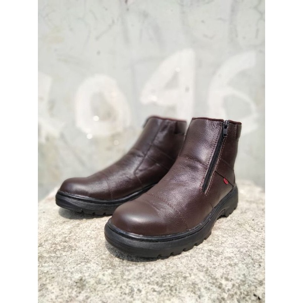 sepatu safety  pria sepatu pekerja proyek lapangan kontaktor formal pantofel pria kulit asli original distro berkualitas boots murah 100%