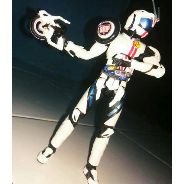 SHF Kamen Rider Mach