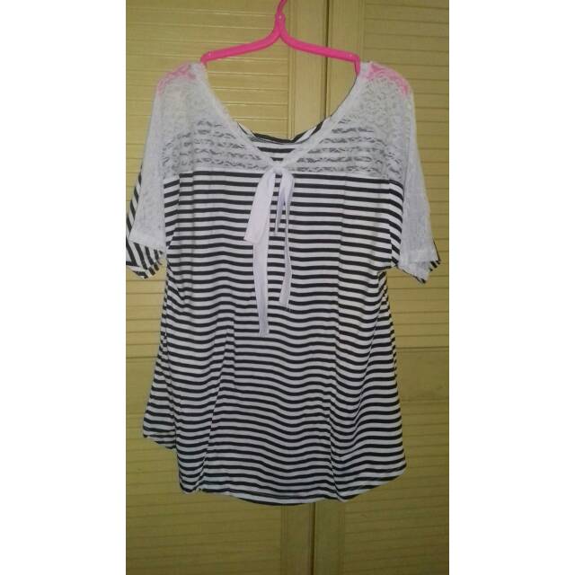 SALE BLOUSE GARIS HITAM PUTIH **