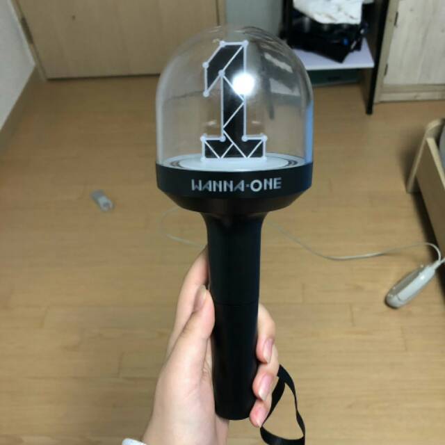 Preloved Wanna One Lightstick Nablebong