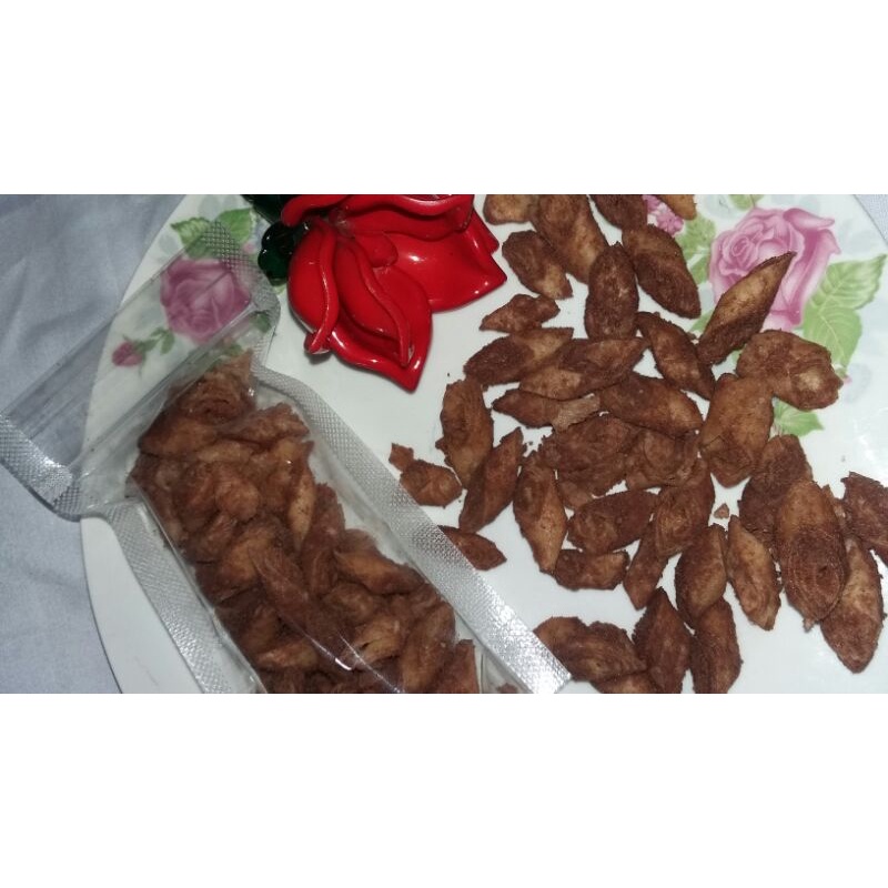 

LUMPIAH COKLAT/LUMPIAH KERING(250 GRAM)