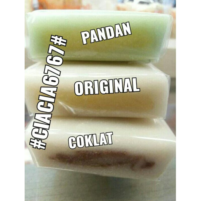 

Kue nyonko /nyonkaw/ kue salju