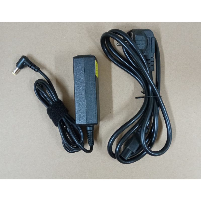 Adaptor Charger Acer 19V 1.58A DC 5.5*1.7 mm Aspire One charger notebook  mini