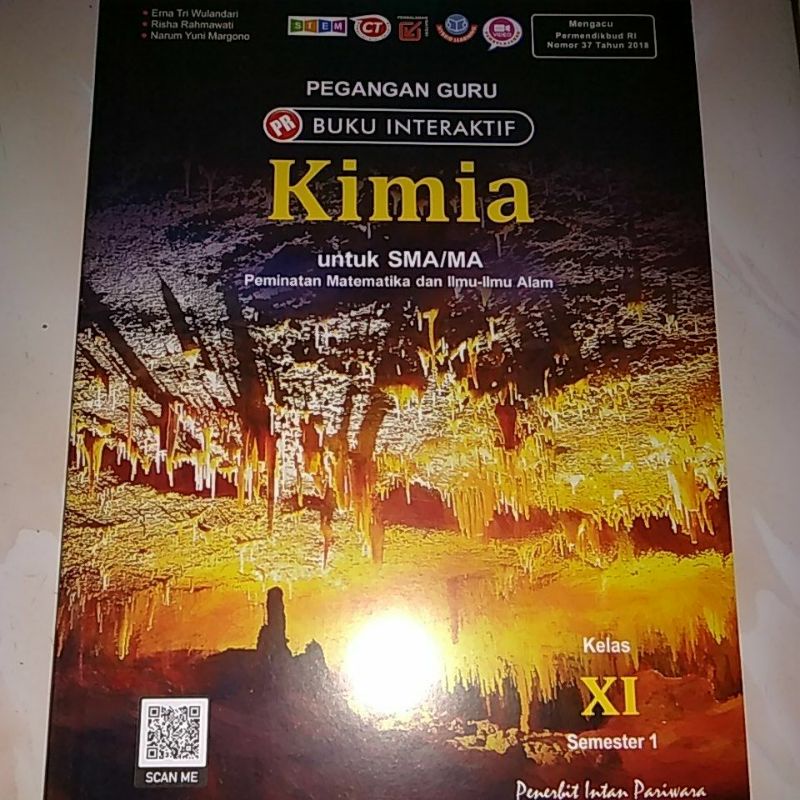 Buku PR PG Kimia kelas 11A