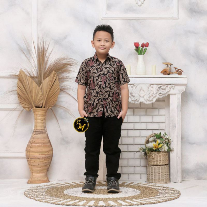 HEM KEMEJA BATIK ANAK LAKI-LAKI