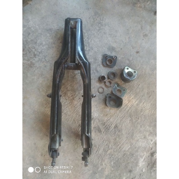 shockbreaker depan Yamaha v80 robot super deluxe/ shockbreaker depan Yamaha super deluxe / shockbrea