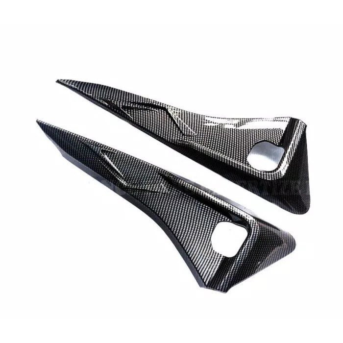 Cover footstep Aerox 155 carbon