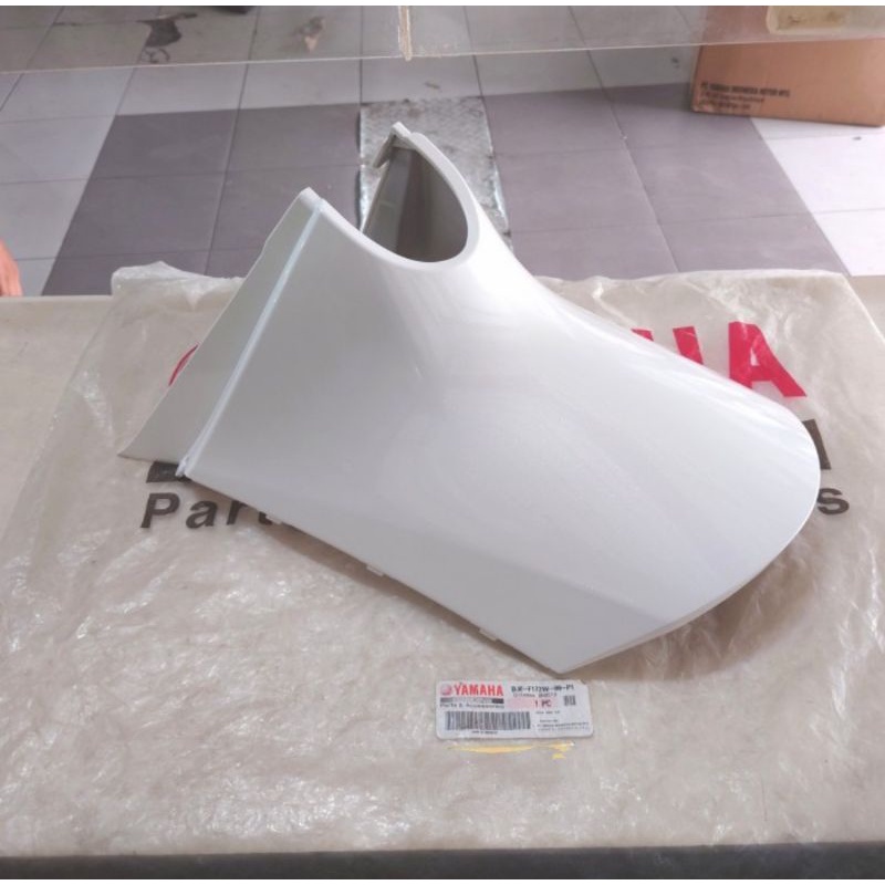 COVER TUTUP MESIN BAWAH JOK FINO 125 ORIGINAL YAMAHA PUTIH