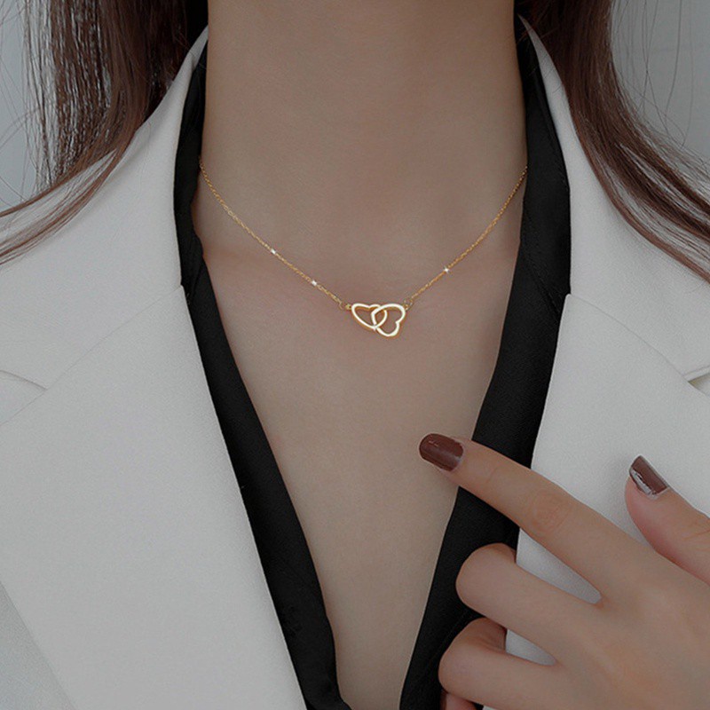 New Girls Women Double Heart Hollow Personaility Heart Necklace Love Geomertic Clavicle Choker