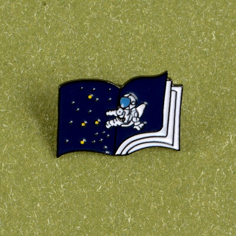 Bros Pin Enamel Desain Kartun Astronot Luar Angkasa Untuk Anak