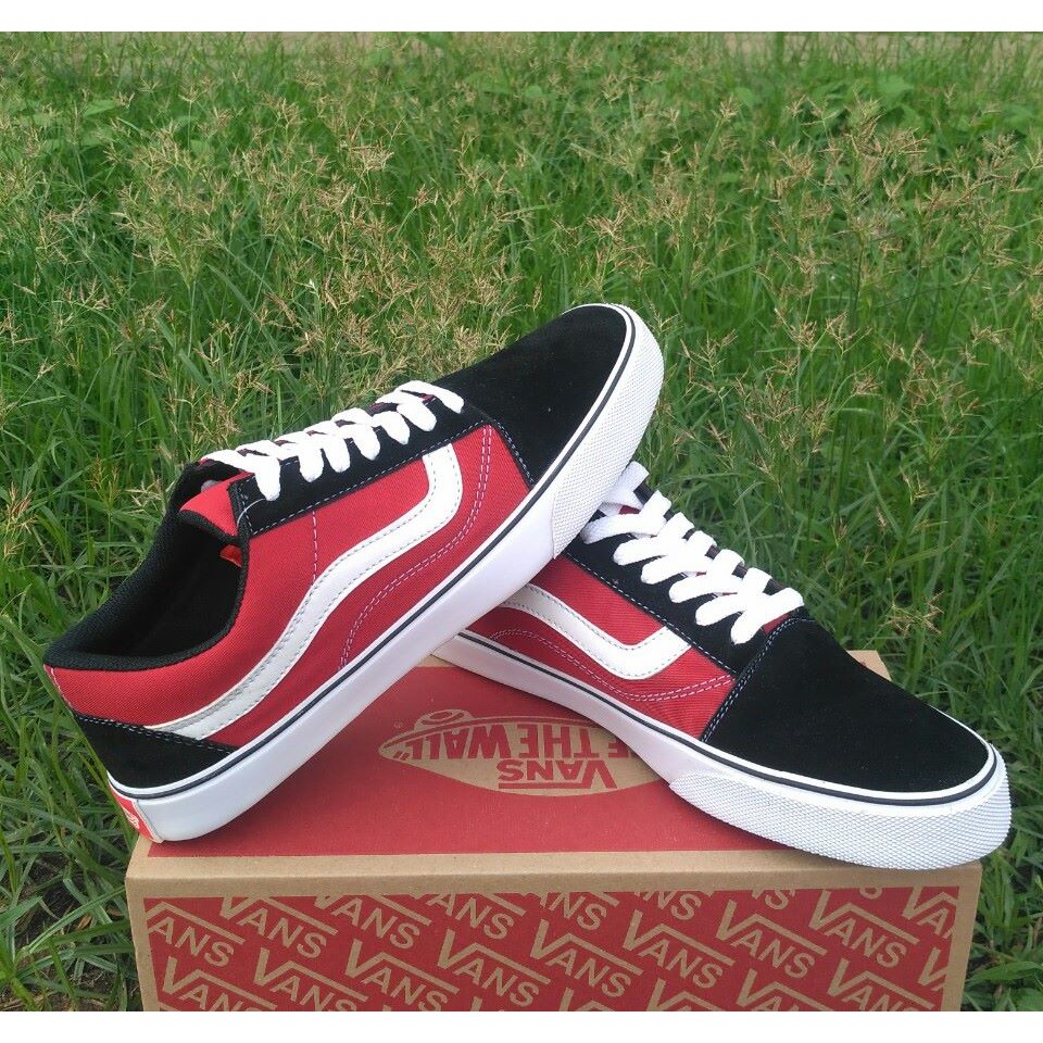 SEPATU VANS OLD SKOOL BLACK RED