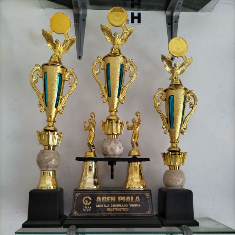Set Piala Bola Voli Warna Biru 3 pcs untuk juara 1,2,3