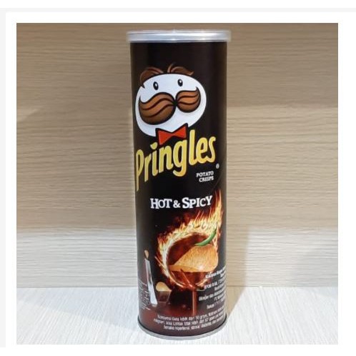 

Pringles Potato Crisps Hot & Spicy 107 gr