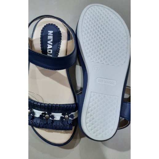 sandal anak nevada