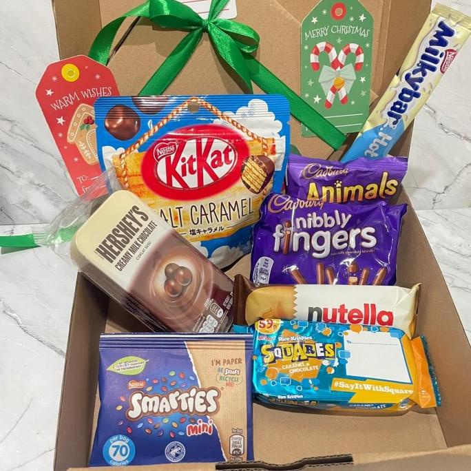 

Best Product!!! Hampers Natal Christmas Gift Ready Snack Import Paket Snack Coklat - Paling Diminati