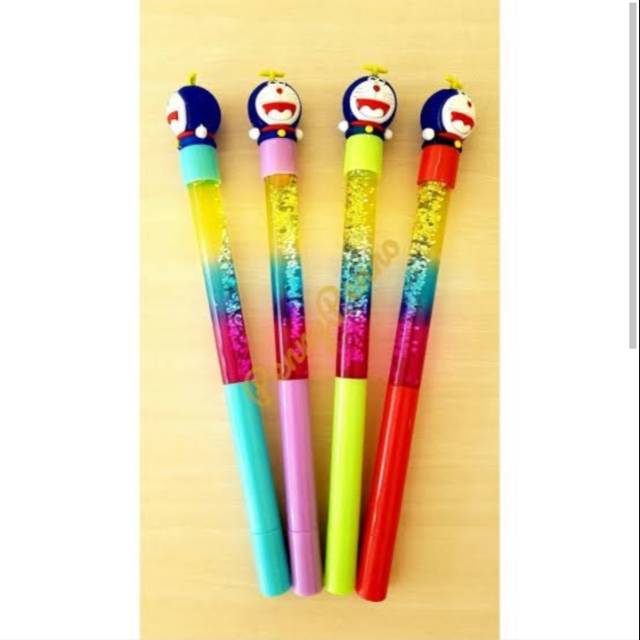 

Pulpen gliter doraemon