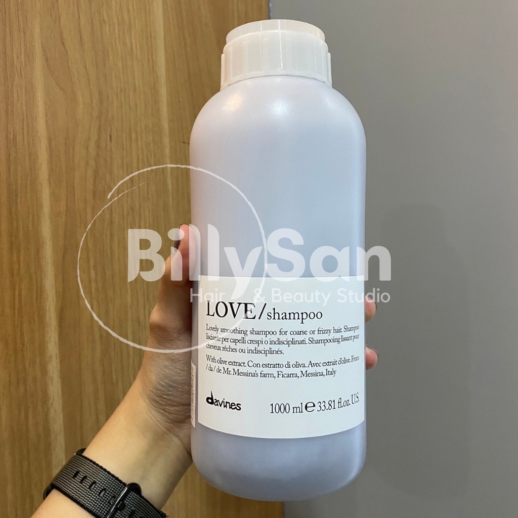 

Davines LOVE Smoothing Shampoo 1000ml u/ rambut diluruskan. anti-frizz