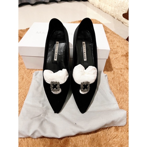 authentic preloved manolo blahnik flat shoes