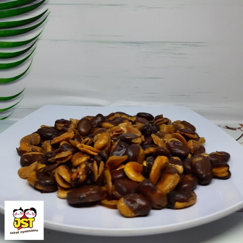 

[250gr] Kacang Koro Kulit Kiloan Jember Snack Time