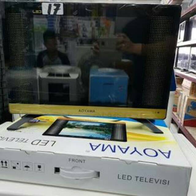 tv aoyama 17" led