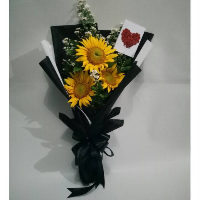  Buket bunga matahari  asli sun flower bucket wisuda hadiah 