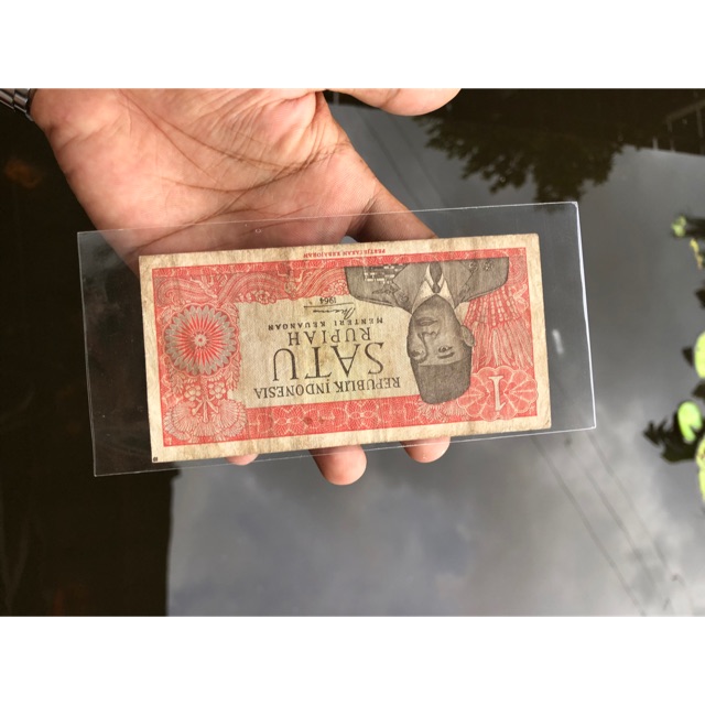 Uang Kuno 1 Rupiah Soekarno VF