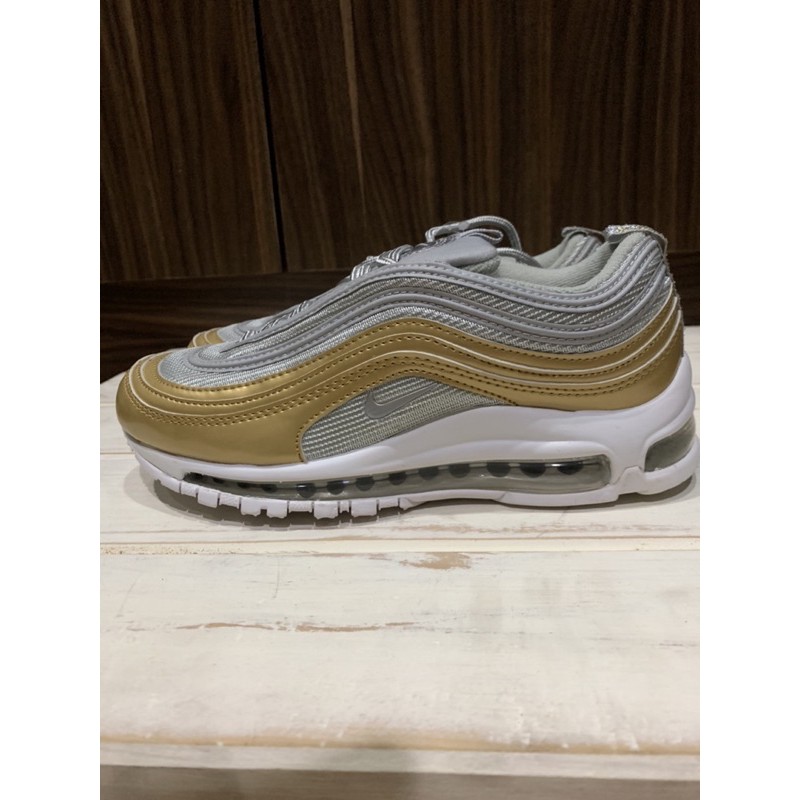 gold and silver 97