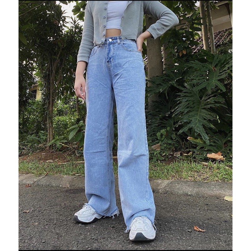 Bianca Baggy Jeans - Light Denim Blue Highwaisted Baggy Jeans | Shopee