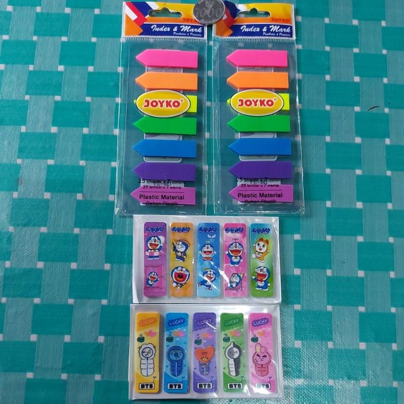 

PEMBATAS BUKU DENGAN BERBAGAI MACAM MOTIF DAN WARNA DIJUAL PER PACK