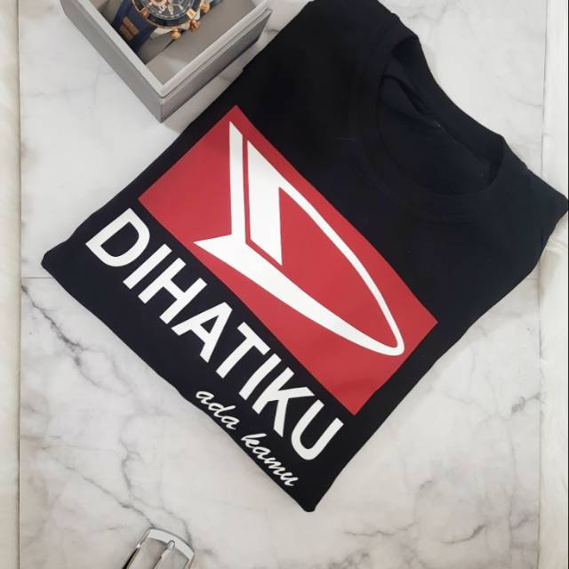 KAOS BAJU PRIA WANITA UNIK DIHATIKU PLESETAN DAIHATSU KAOS TSHIRT LUCU