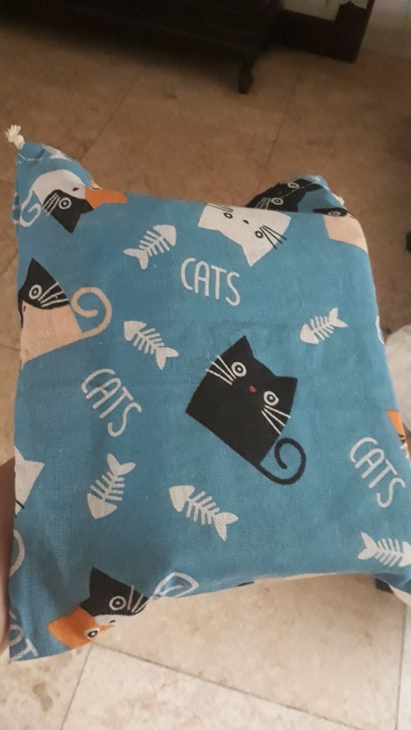 Pouch / Pouch Serut / Souvenir / Serba Guna / Motif Bunga / Binatang / Animal / Eco Friendly Uk. L