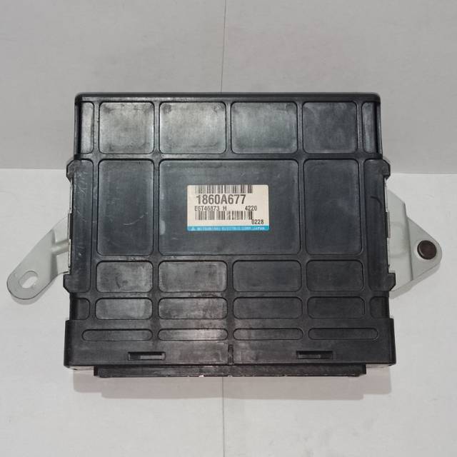 Ecu engine control unit - computer T120ss injection  original mitsubishi part 1860A677