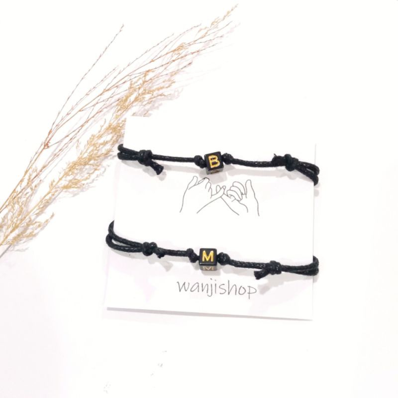 Gelang Insial Nama Custom Huruf Balok Besar Hitam Tulisan Gold Tali Kulit