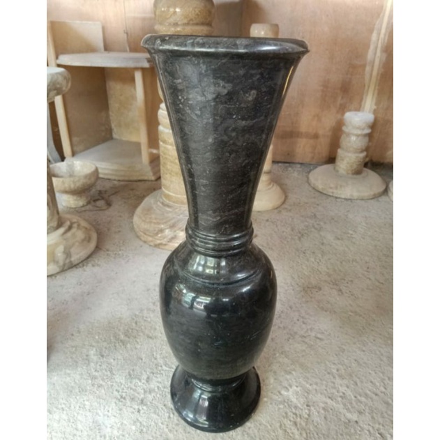 Vas Batu Marmer Hitam