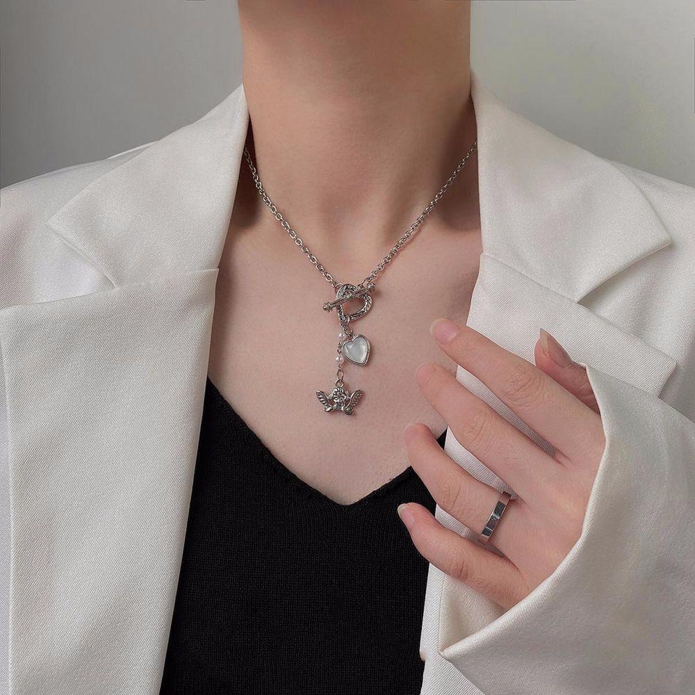 Mxbeauty Kalung Gaya Korea Keren Sederhana Mutiara Malaikat Berlian Imitasi Pasangan Kalung Paduan Kalung Perempuan