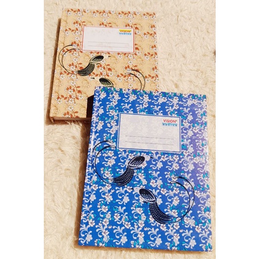 

Buku Tulis 200 Lbr Vision -(Ukran 20x15 cm/Kuarto)-Ecer-Hard Cover