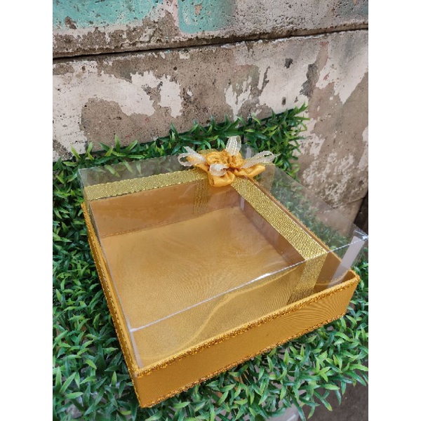kotak hantaran seserahan mika tempat kue warna ( GOLD )
